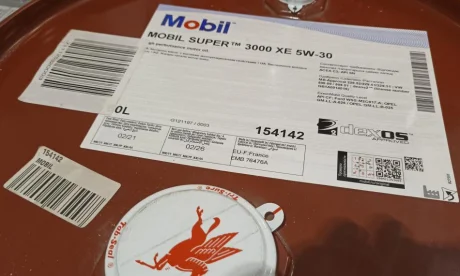 Олива моторна Mobil Super 3000 XE 5W-30 60 л MOBIL 154142