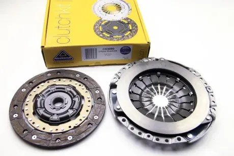 Комплект зчеплення Ford Focus/Mondeo/Volvo V30/V50 1.8-2.0 00-12 NATIONAL CK9890
