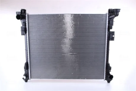 Радіатор охолодження двигуна NISSENS 61034