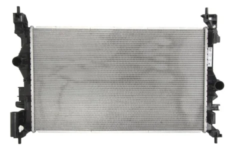 Радiатор NISSENS 630783