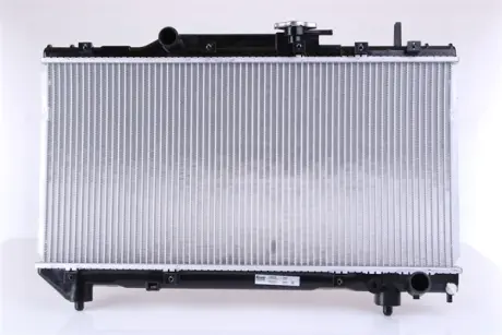 Радіатор охолодження TOYOTA CARINA E (T19#) (92-) 2.0 i (вир-во Nissens) NISSENS 64837A