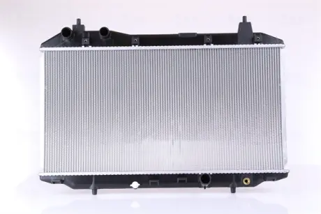 Радіатор охолоджування NISSENS 68147