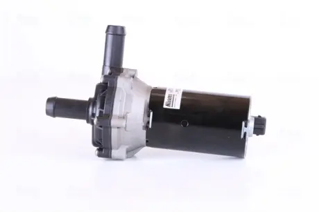 Дополнительный водяной насос NISSENS 831082