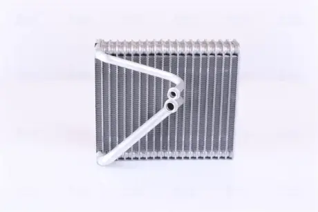 Випарник кондиціонера NISSENS 92206