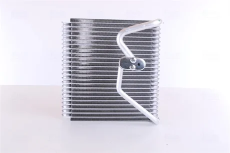 Випарник кондиціонера NISSENS 92339