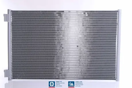 Радіатор кондиціонера First Fit NISSENS 941297
