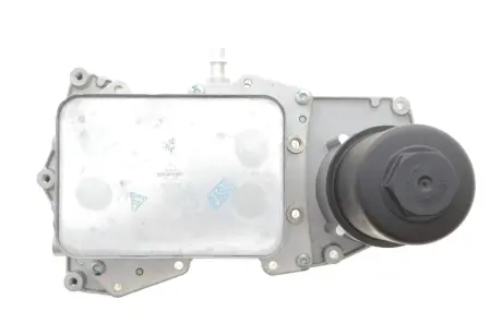 Корпус фільтра масляного (з радіатором) Land Rover Range Rover 4.4 SDV8 4x4 10- NRF 31827