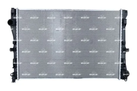 Радіатор охолодження MB C-class (W205)/E-class (W213) 18-23 NRF 550283