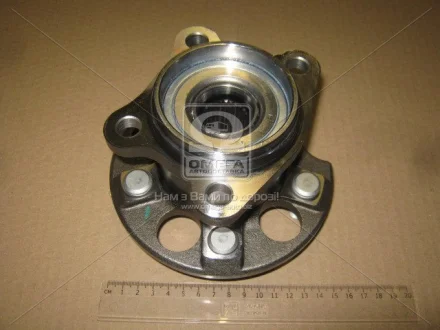 Маточина колеса TOYOTA Lexus RX300/330/350/400h задн. (вир-во PMC-ESSENCE) PARTS-MALL HCMF012