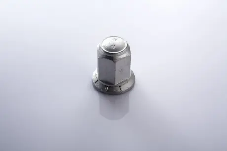 Гайка кріплення колеса PE 047.130-00A