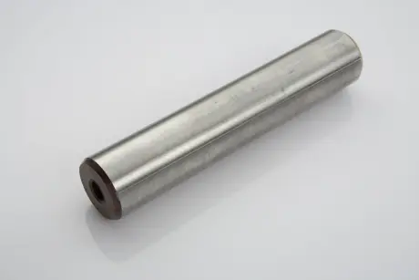 Болт PE 056.015-00A