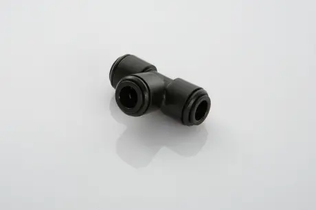 Електричний роз`єм 10х10х10 пластик PE 070.094-15A