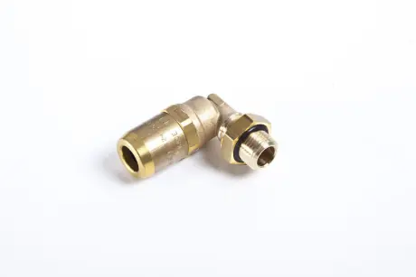 Штуцер г-подібний M16 x 1,5/12 x 1,5 DIN 74324 PE 076.669-10A