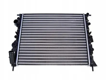Радіатор Renault Megane 1.4/1.6 11/95- (-AC) POLCAR 600708A1