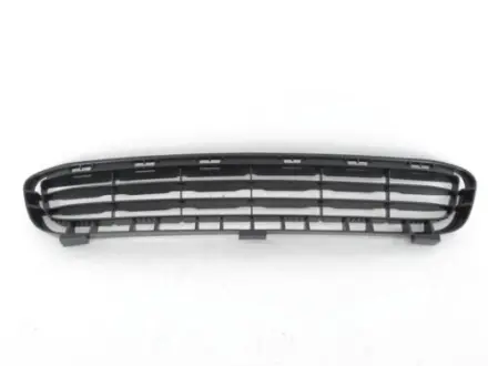 Решітка в бампері середня Toyota CAMRY, 206-2011 POLCAR 813827-4