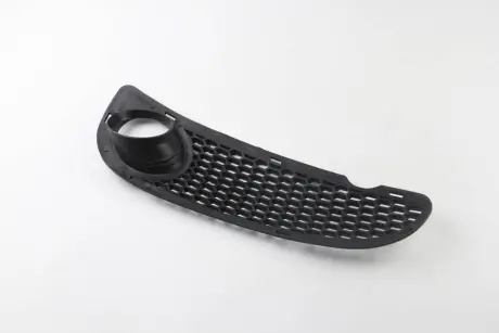 Решітка в бампер CHERY QQ JAGGI ПР.+отв.п/тум. PROFIT 1504992P