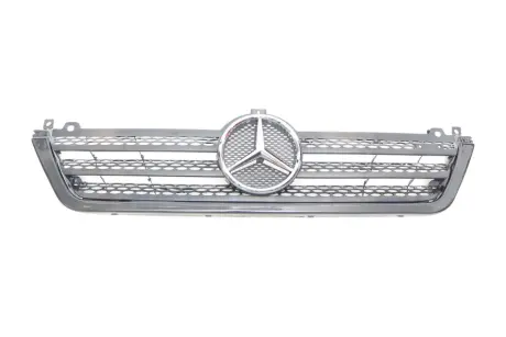 Решітка радіатора MB Sprinter CDI 03- (з посмішкою)(незначне пошкодження) ROTWEISS DSC_9018800385