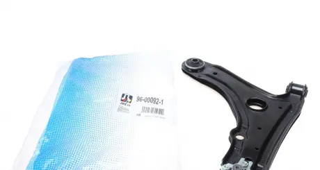 Важіль підвіски (передній/знизу) (R) Seat Cordoba/Ibiza/VW Caddy/Polo 95-04/Golf 83-92 (з кульовою) RTS 96000921