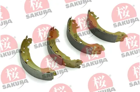 Комплект тормозных колодок SAKURA 602104040