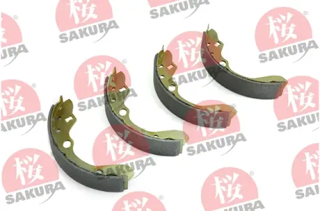 Комплект тормозных колодок SAKURA 602303595