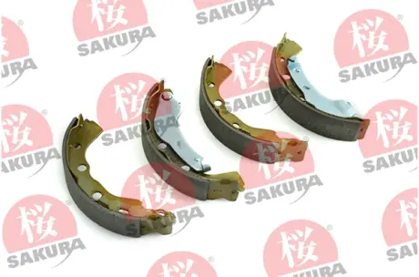 Комплект тормозных колодок SAKURA 602504280