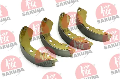 Комплект тормозных колодок SAKURA 602807070