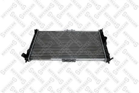 Радіатор охолодження двигуна (М/T) STELLOX 1026840SX