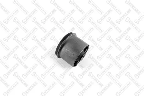 Сайлентблок задньої балки STELLOX 8751039SX