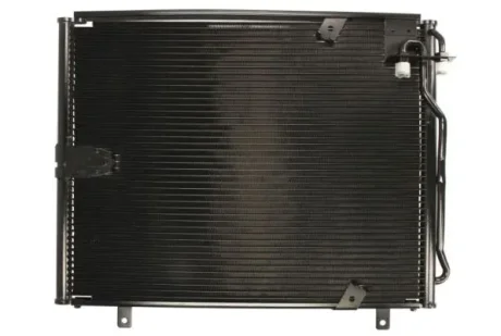 Конденсатор кондиціонера BMW 5 (E34), 7 (E32) 1.8-5.0 03.85-07.96 THERMOTEC KTT110091
