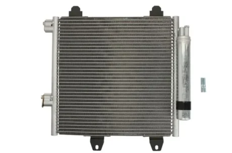 Радіатор кондиціонера (з осушувачем) CITROEN C1 PEUGEOT 107 TOYOTA AYGO 1.0/1.2/1.4D 06.05- THERMOTEC KTT110397