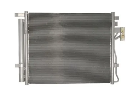 Радіатор кондиціонера (з осушувачем) KIA SORENTO II 2.0D/2.2D 11.09-12.15 THERMOTEC KTT110645