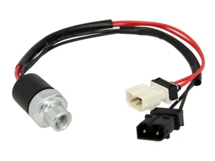 Перемикач тиску кондиціонера BMW 5 (E34), 7 (E32) 1.8-5.0 03.85-07.96 THERMOTEC KTT130033