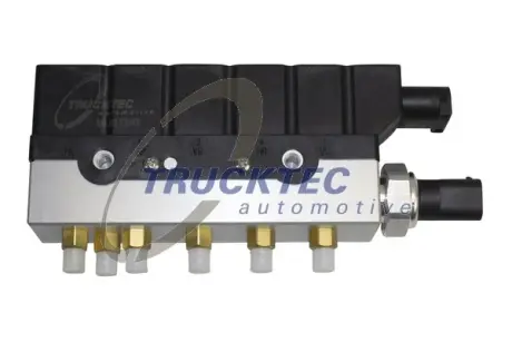 Клапан пневмопідвіски MB S-class (W220) 98-05 TRUCKTEC 02.30.413