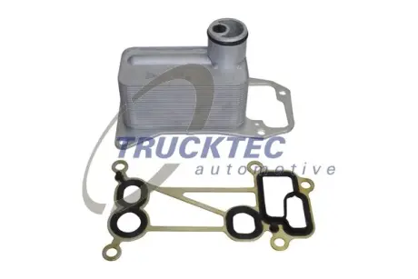 Охолоджувач оливи TRUCKTEC 0818063