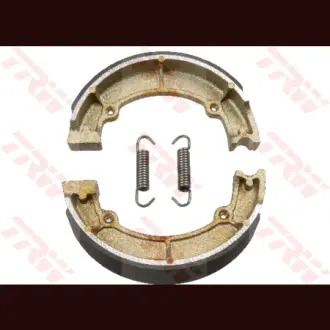 Гальмівні колодки задн 180x40мм (EN) With springs: Так KAWASAKI A1, EN, GPZ, GT, GTR, KZ, VN, Z, ZL 400-850 1979-2006 TRW MCS852