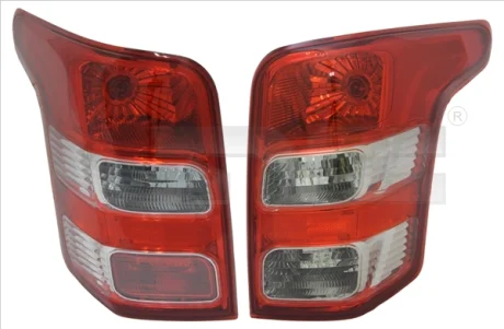 Ліхтар задній Прав FIAT FULLBACK MITSUBISHI L 200 / TRITON 09.15- TYC 1112827052