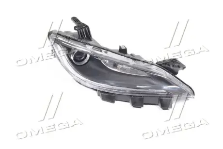 Фара права з ДХО Chrysler 200 (15-) HB3 хром (20-9587-C0-1N) TYC 209587C01N