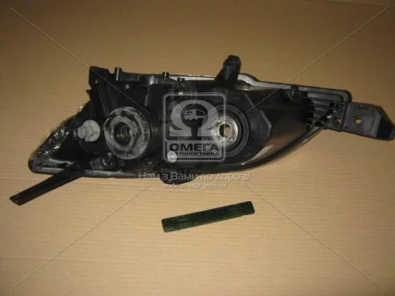 Фара пра. MAZDA 3 HB 04- (вир-во) TYC 20A859052B