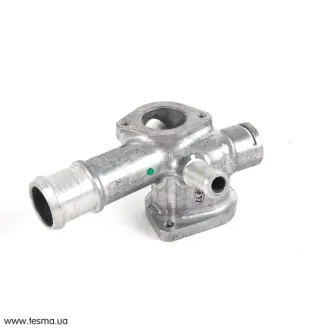 Фланець системи охолодження VAG 038121133A
