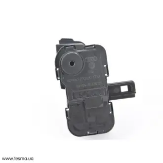 Привод замка люка горловини VAG 7P0810773F