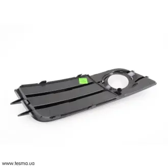 Запчастина VAG 8K0807682C01C
