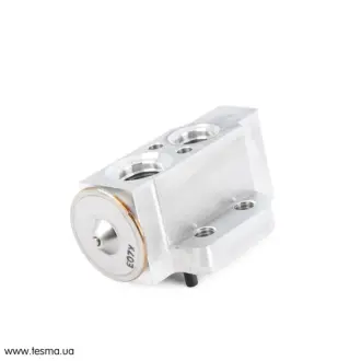 Запчастина VAG 8U0820679