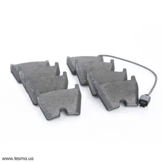 Запчастина VAG 8V0698151M