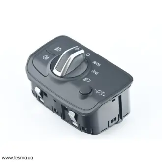 Запчастина VAG 8V0941531AE5PR