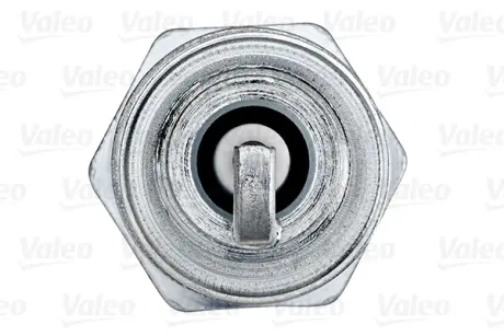 Свеча зажигания VALEO 246906