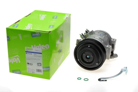 Компресор кондиціонера CAMRY 1.8-2.4 00-06 VALEO 811111