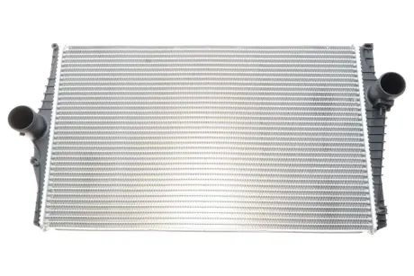 Інтеркулер VALEO 818280