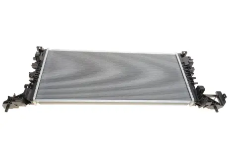Радіатор кондиціонера Opel Insigna K 1.0/1.4/1.6Turbo/CDTi 15- VAN WEZEL 37012704